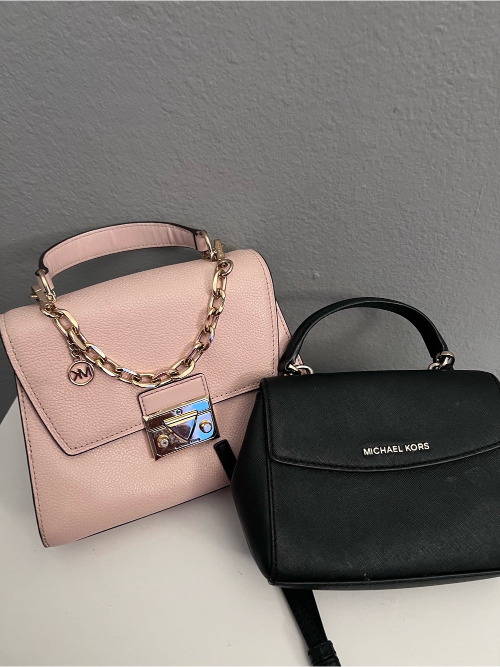 Michael Kors Serena Top Handle Satchel in powder blush pebbled leather 2xbunddle
